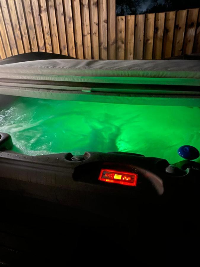 Apartment Coachman Outside Hot Tub